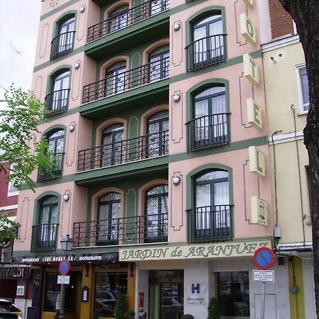 Hotel Jardin De Aranjuez Bagian luar foto