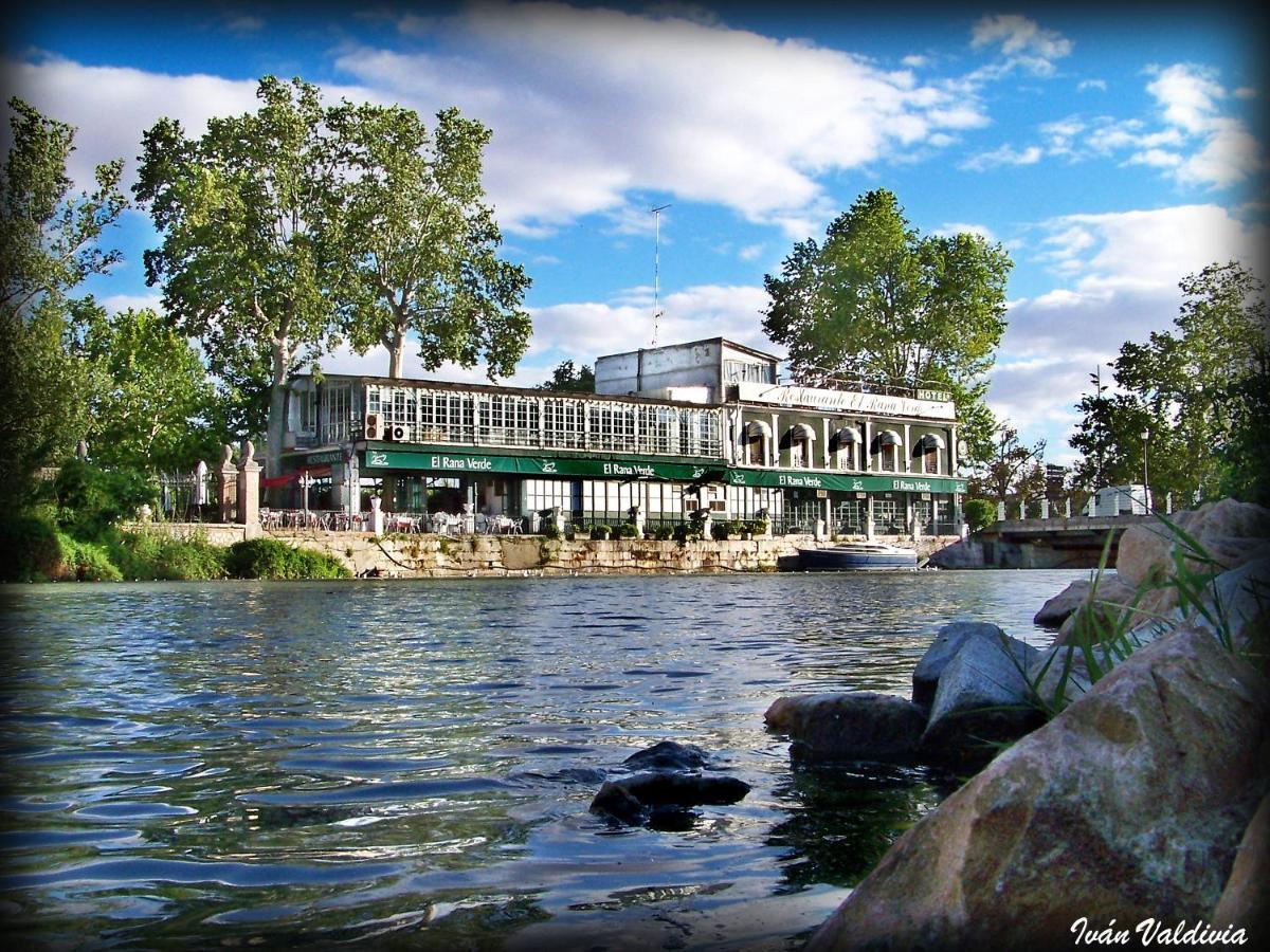 Hotel Jardin De Aranjuez Bagian luar foto
