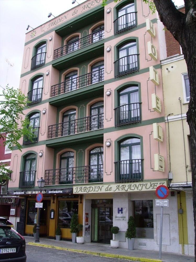 Hotel Jardin De Aranjuez Bagian luar foto